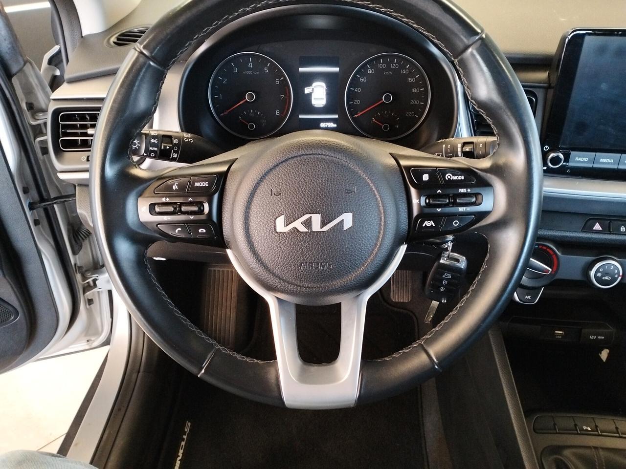 Kia Stonic 1.2 dpi Style s/Design Pack 84cv