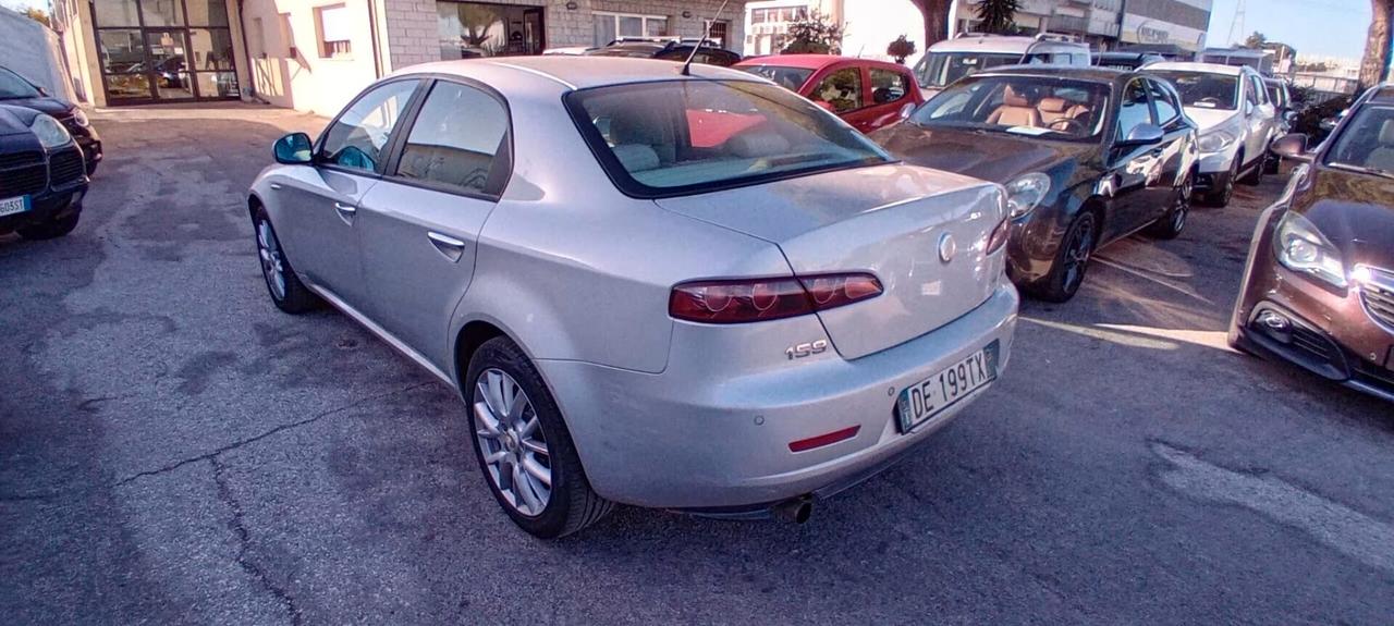 Alfa Romeo 159 1.9 JTDm 16V Exclusive