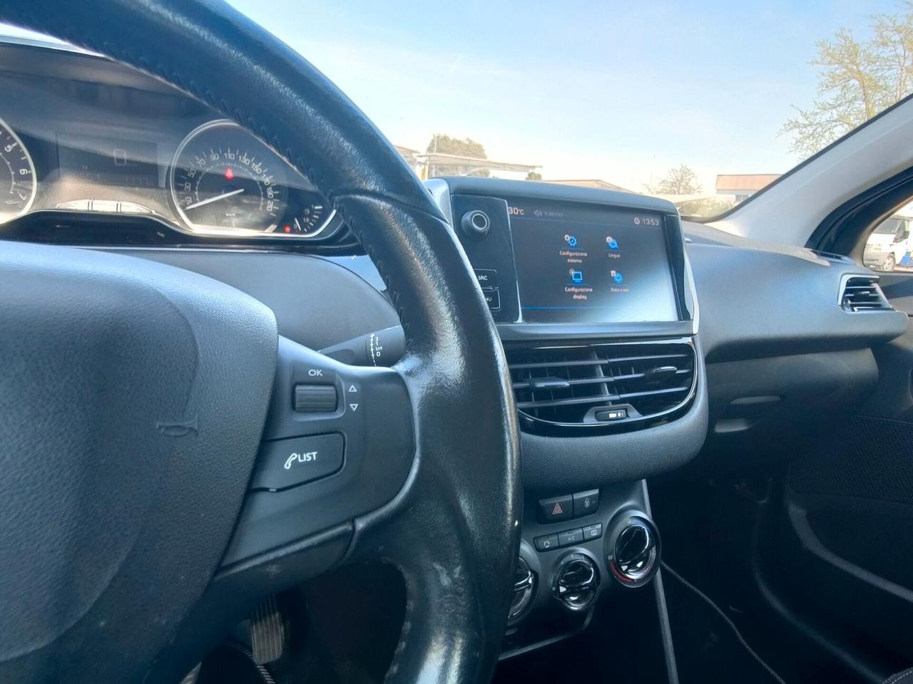 Peugeot 208 PureTech 82 5p. GPL Allure NEOPATENTATI
