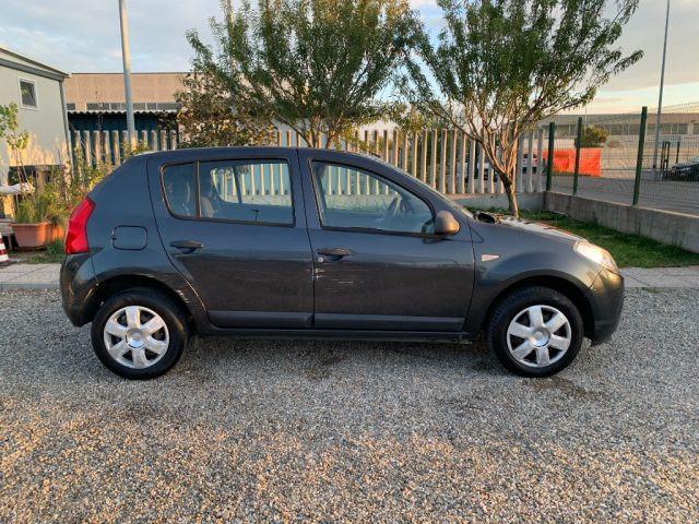 DACIA Sandero 1.2 16V Lauréate