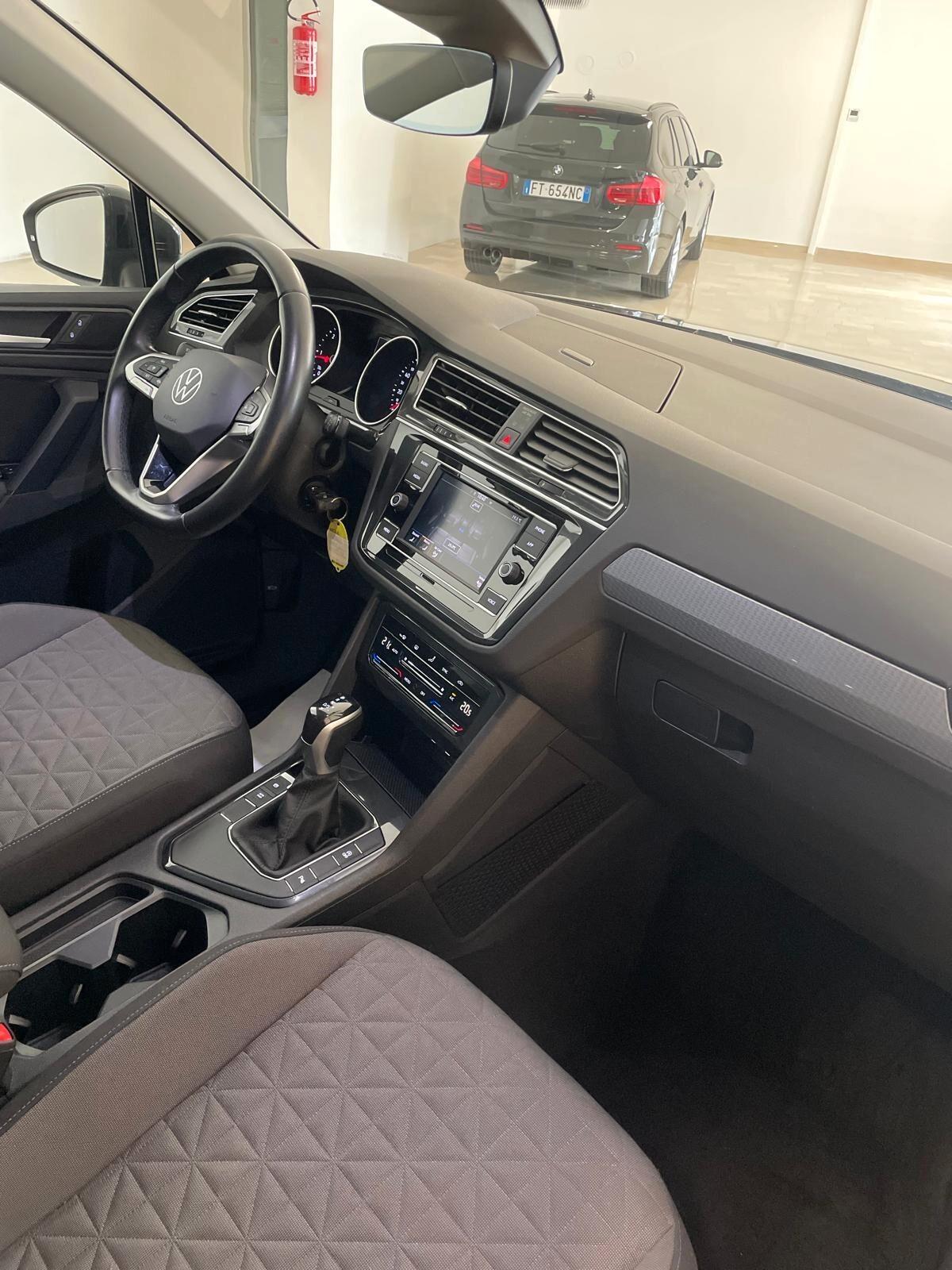 TIGUAN 2.0 TDI 150 CV DSG LIFE – 03/2024 – 84.180 KM CERTIFICATI – GARANZIA 12 MESI!