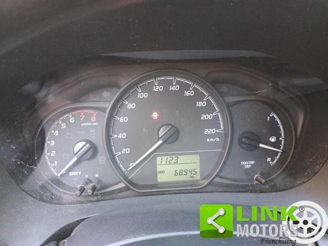 TOYOTA Yaris 1.0 5 porte Active 51 kw NEOPATENTATI