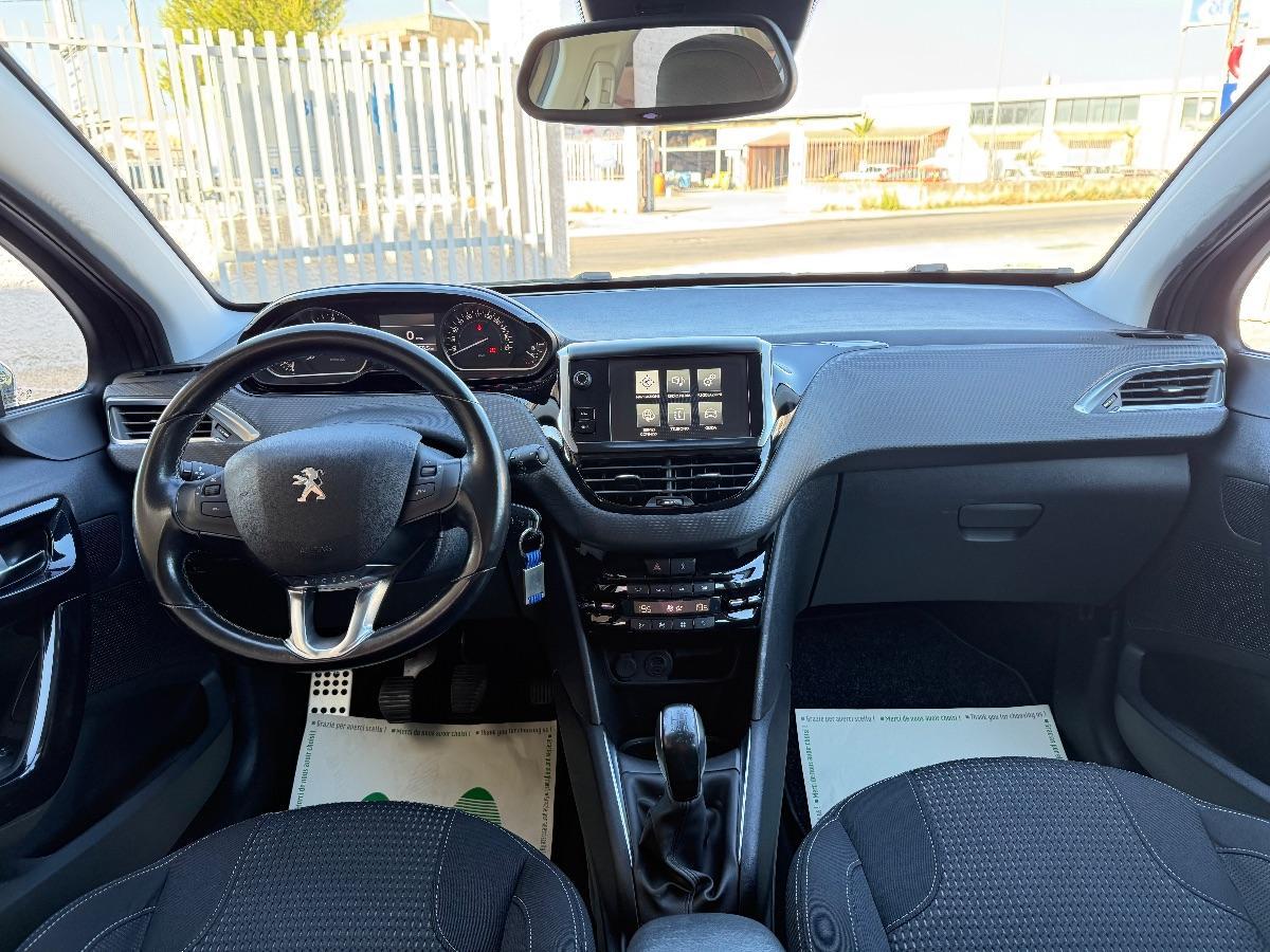 PEUGEOT 208 1.6 BlueHDi 100 5p. Allure; Grigio Opaco; Navi; Telecamera;
