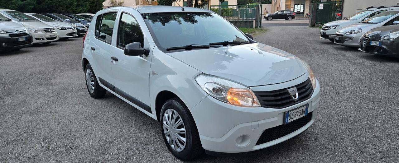 Dacia Sandero 1.4 8V GPL Lauréate