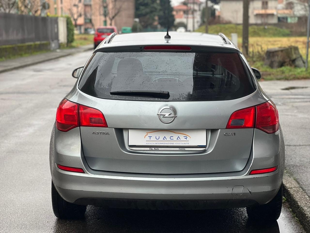 Opel Astra Cosmo 1.7 CDTI