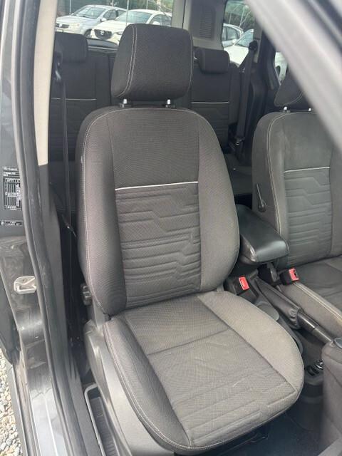 Ford Tourneo Connect 1.5 TDCi 120 CV Titanium