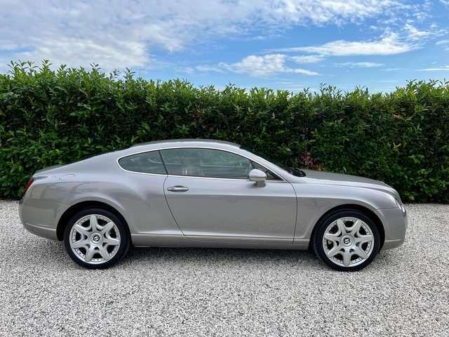 Bentley Continental GT 6.0 Pari al nuovo spesi 26.000 € inBentley 20