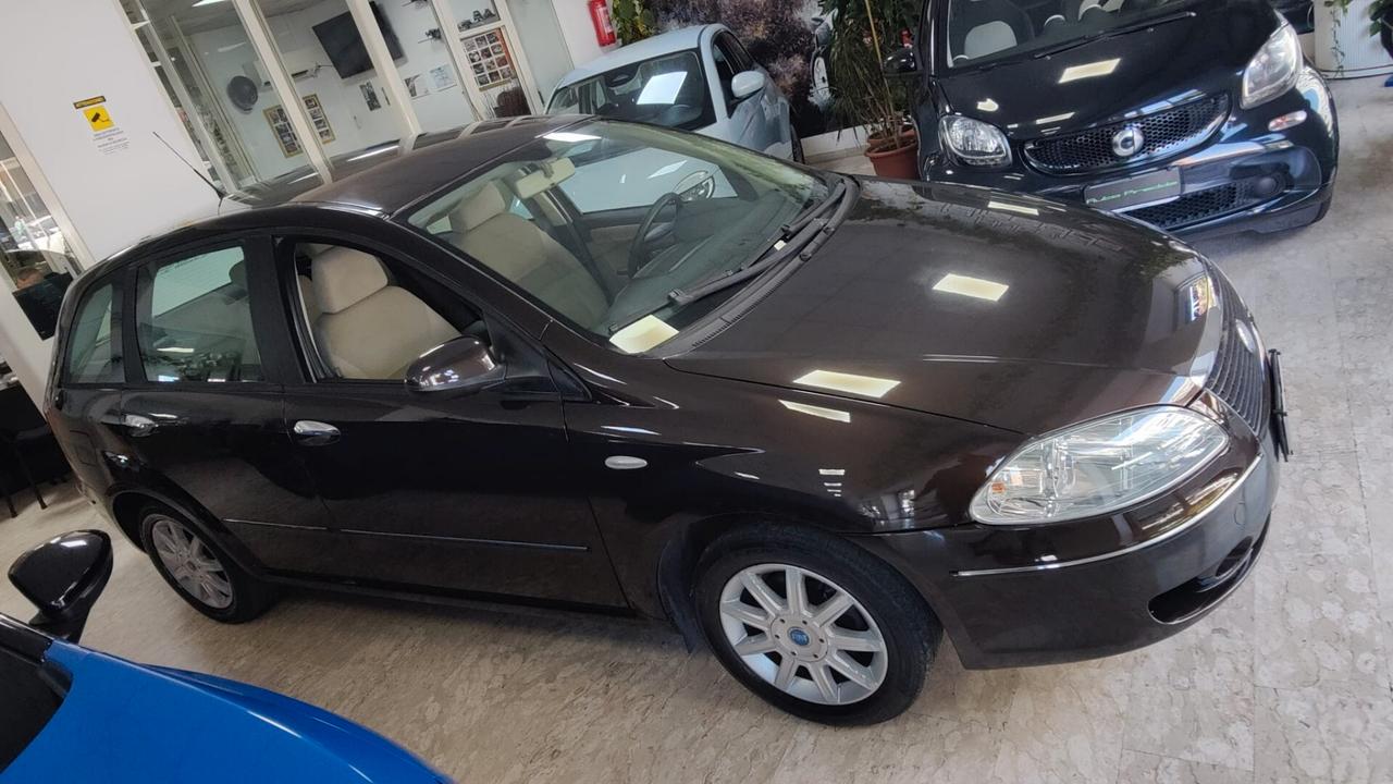 Fiat Croma 1.8 Mpi 16V