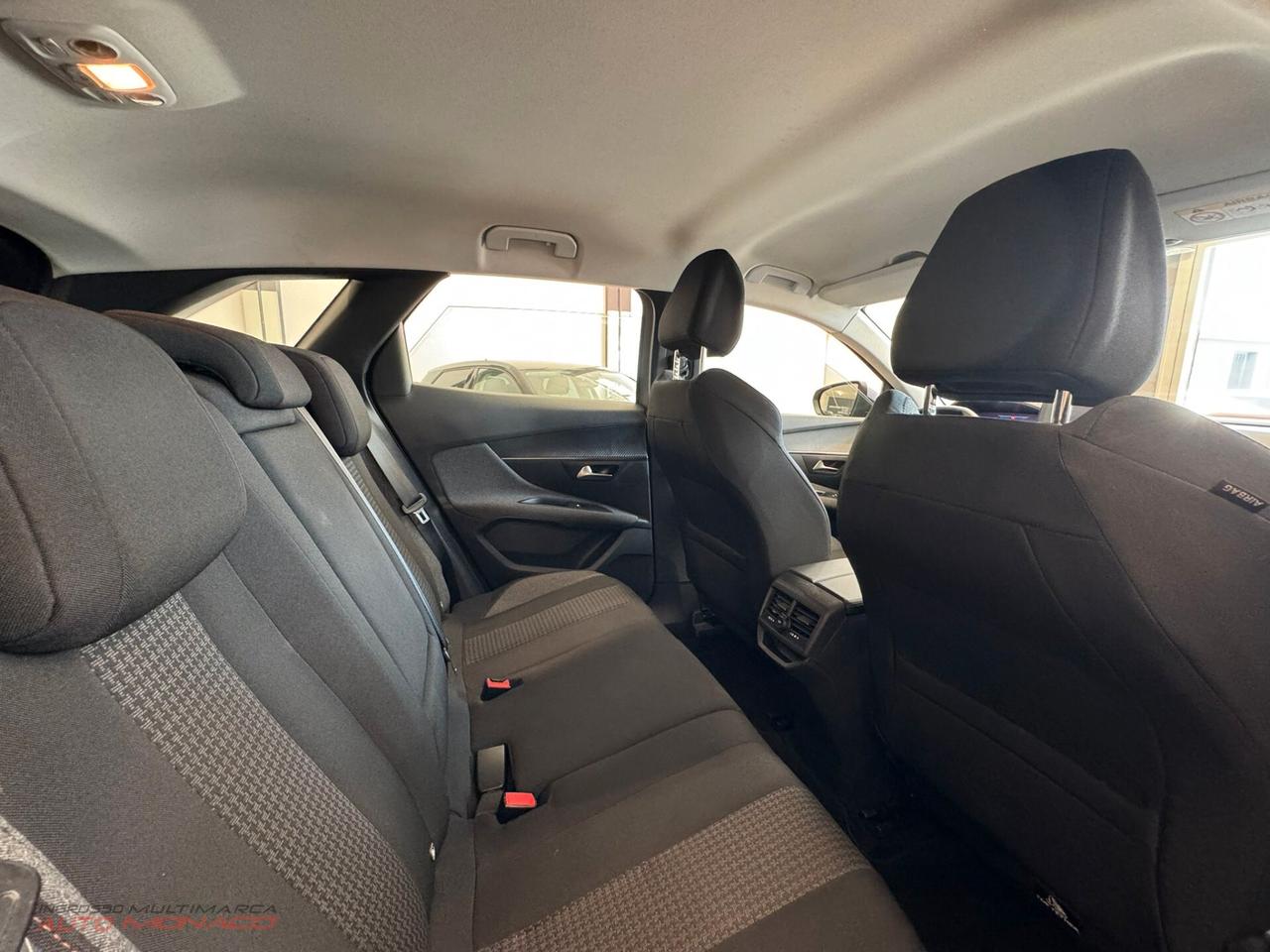 Peugeot 3008 BlueHDi 130cv EAT8 Active 2021