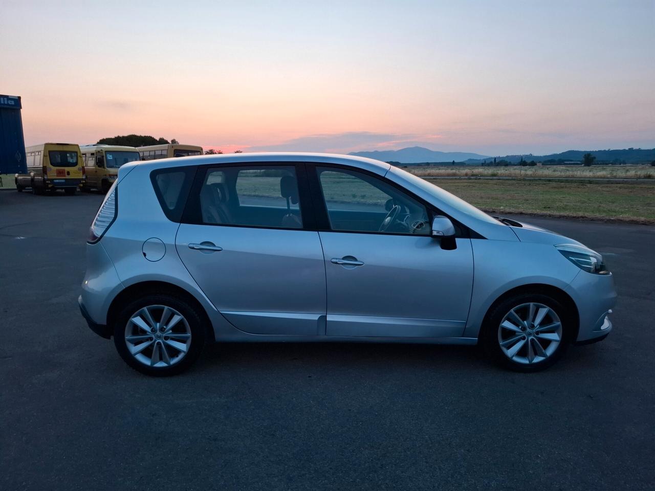 Renault Scenic Scénic XMod 1.5 dCi 110CV S&S Bose