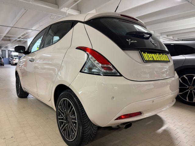 LANCIA Ypsilon 1.2 69 CV 5 porte GPL Ecochic Gold