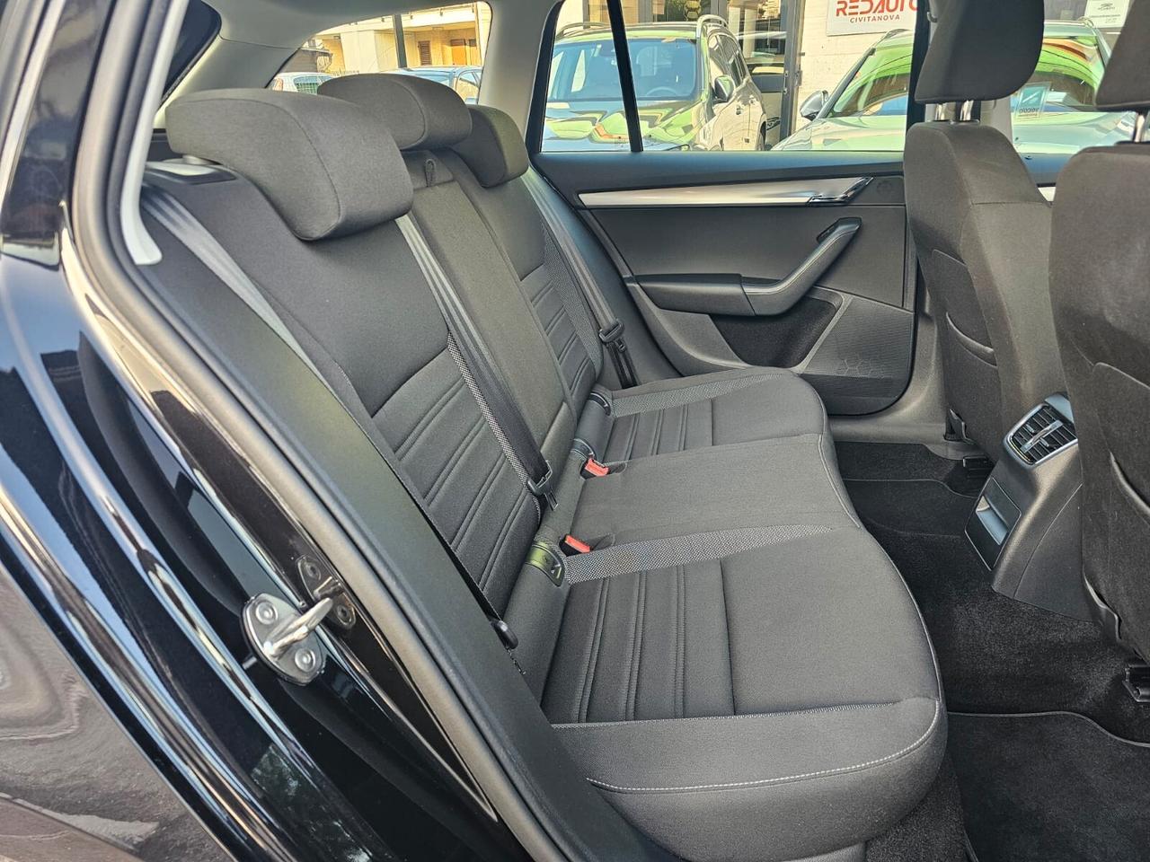 Skoda Octavia 1.5 DSG Wagon Executive G-Tec (IN ARRIVO)