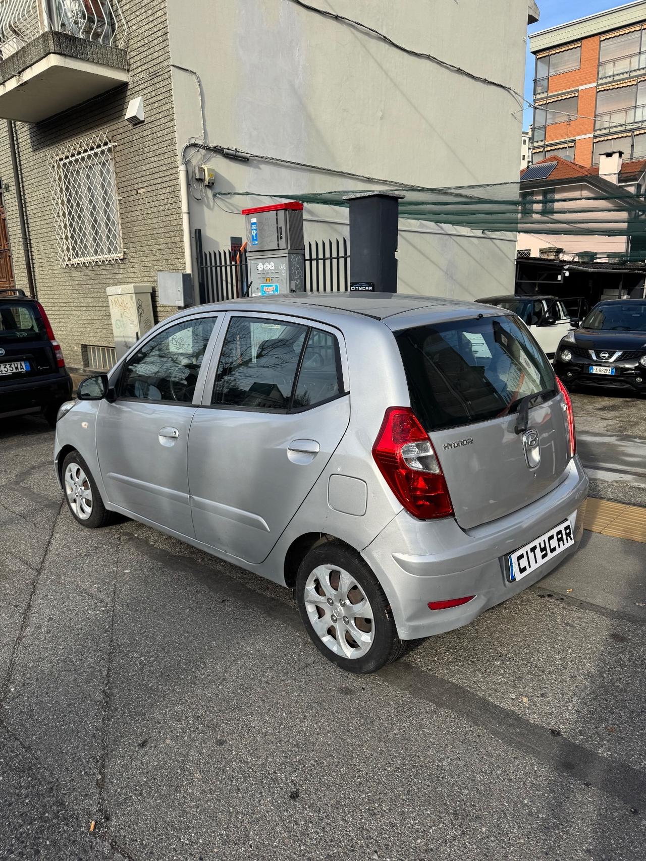 Hyundai i10 69 cv benz 1.1 Like