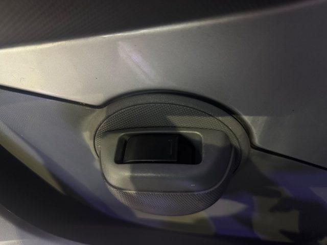 TOYOTA Aygo 1.0 12V VVT-i 5 porte Sol