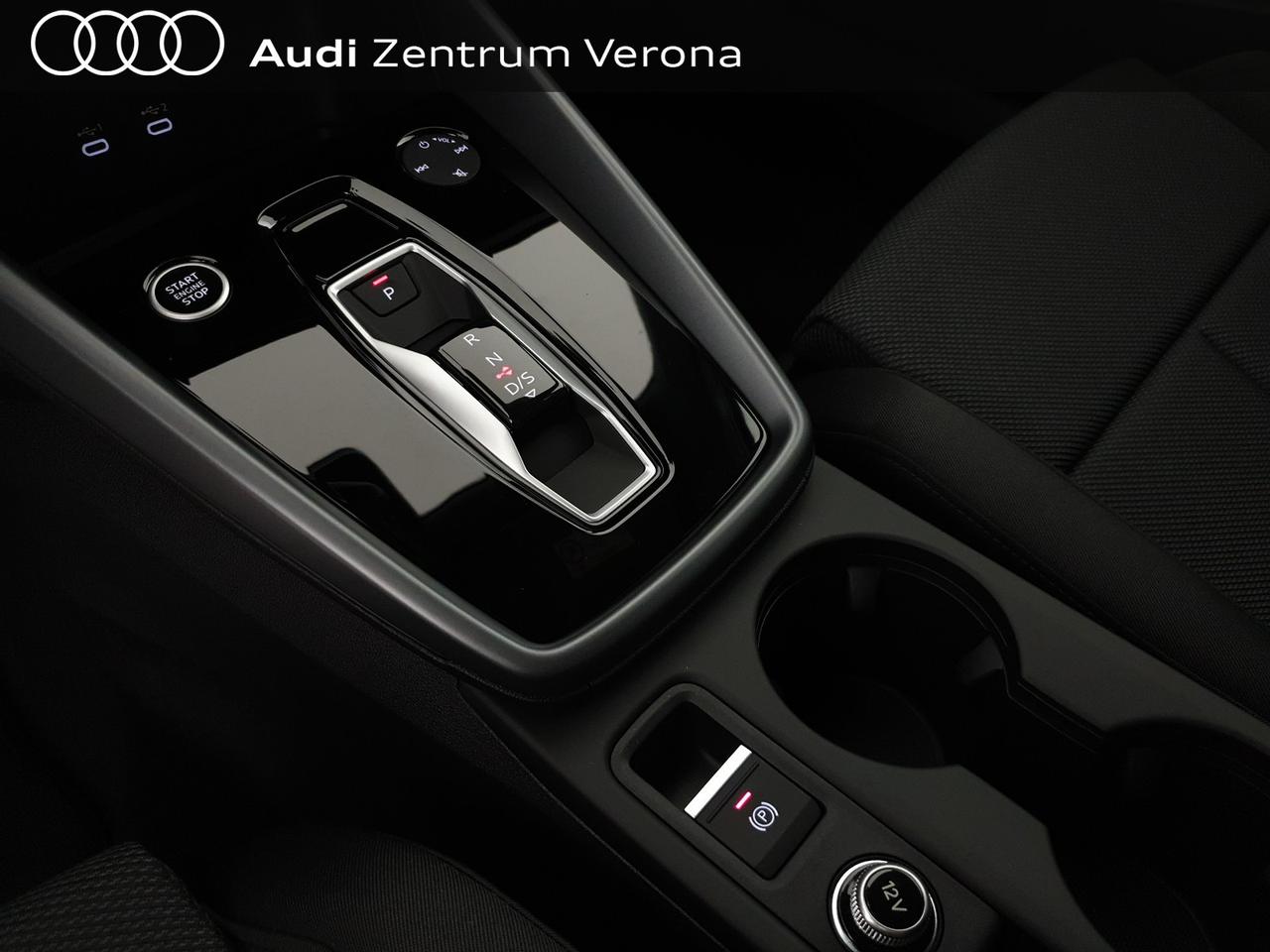 Sportback 1.5TFSI 150CV S tronic Business Advanced