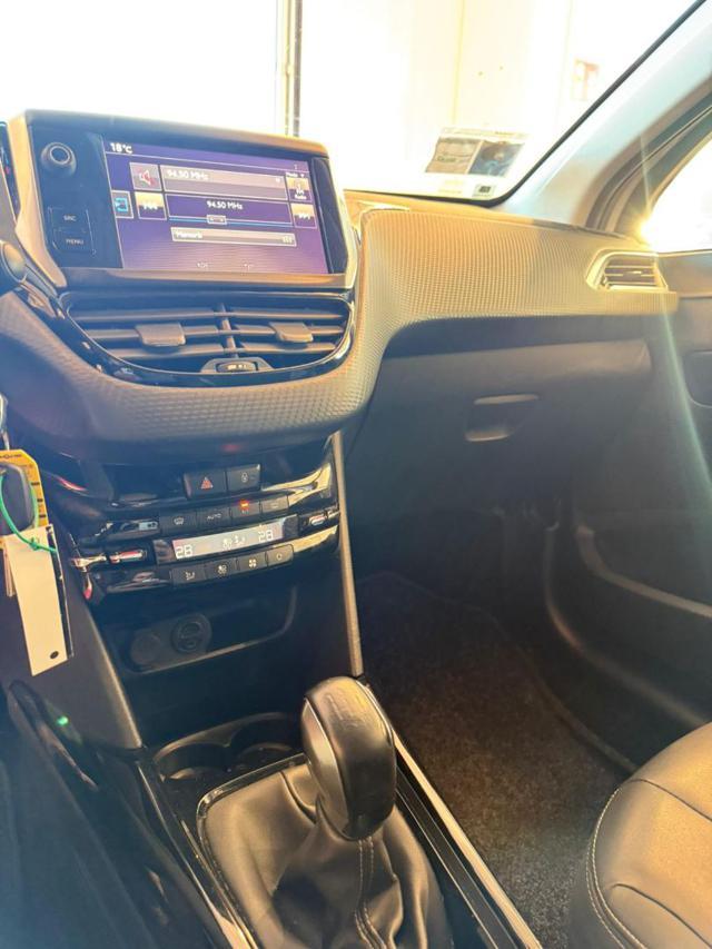 PEUGEOT 2008 1° serie BlueHDi 100 Allure