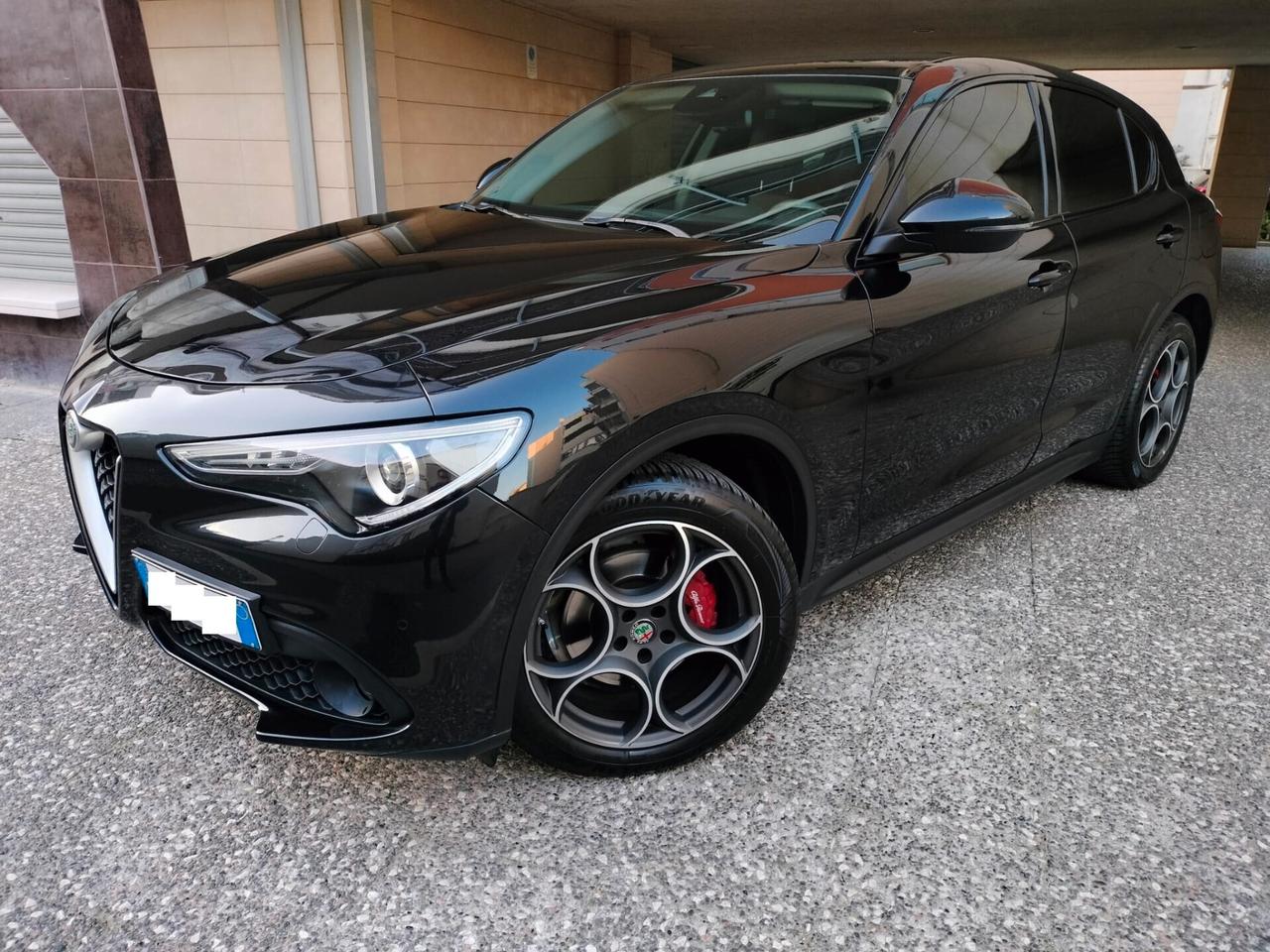 Alfa Romeo Stelvio 2.2 Turbodiesel 190 cv AT8 RWD Executive