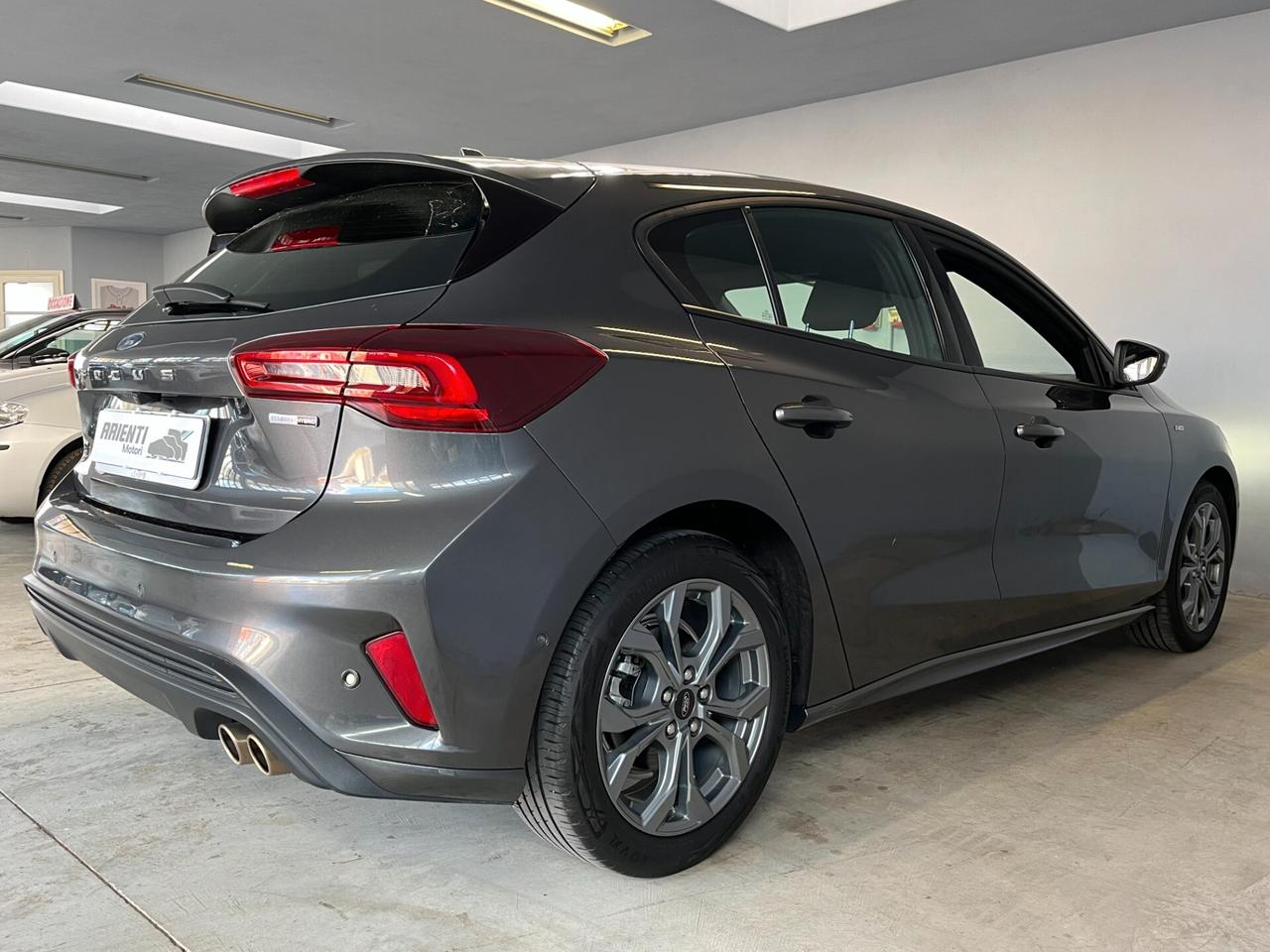 Ford Focus 1.0cc HYBRID 125cv ST-LINE C/AUTOMATICO