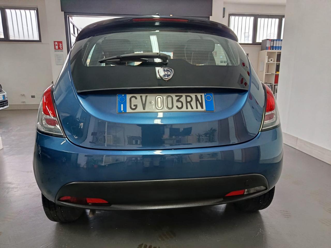 Lancia Ypsilon 1.0 FireFly 5 porte S&S Hybrid Gold