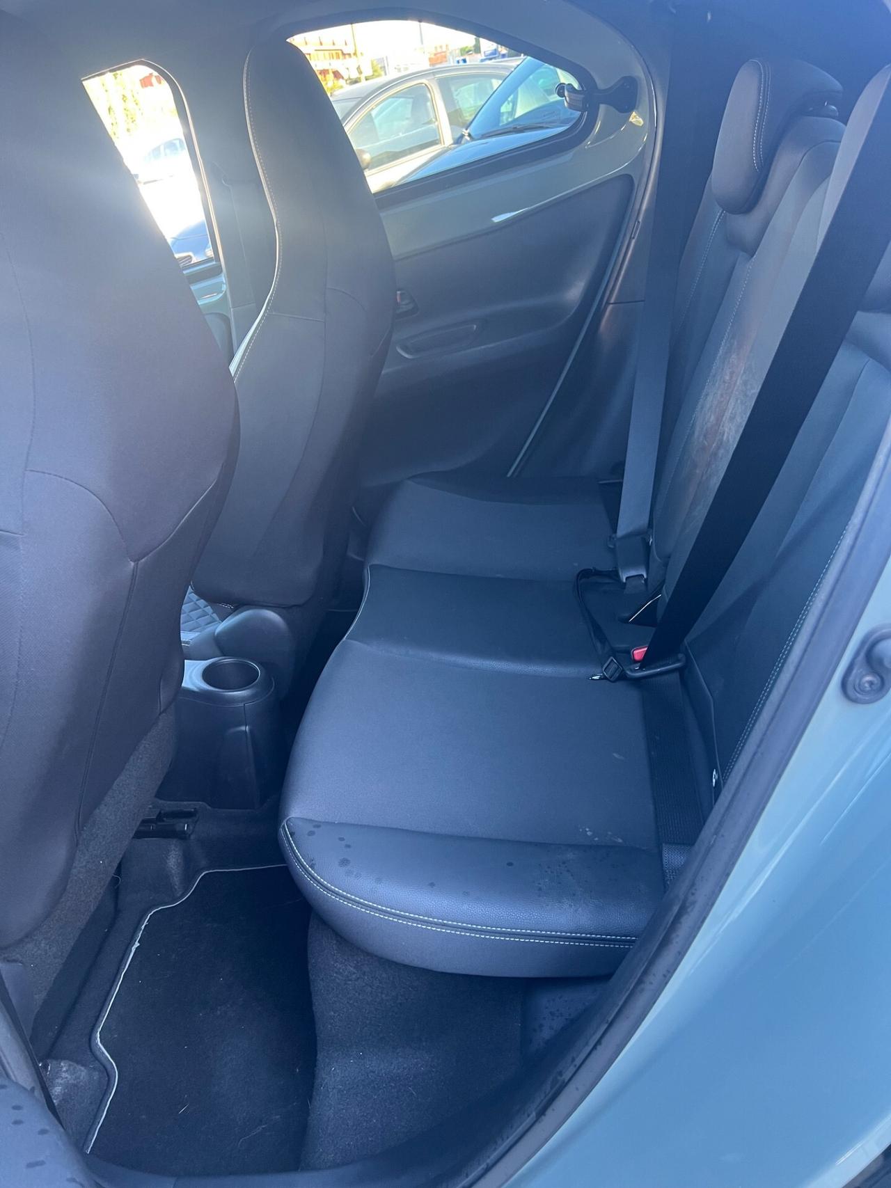 Toyota Aygo X 1.0 VVT-i 72 CV 5 porte Lounge