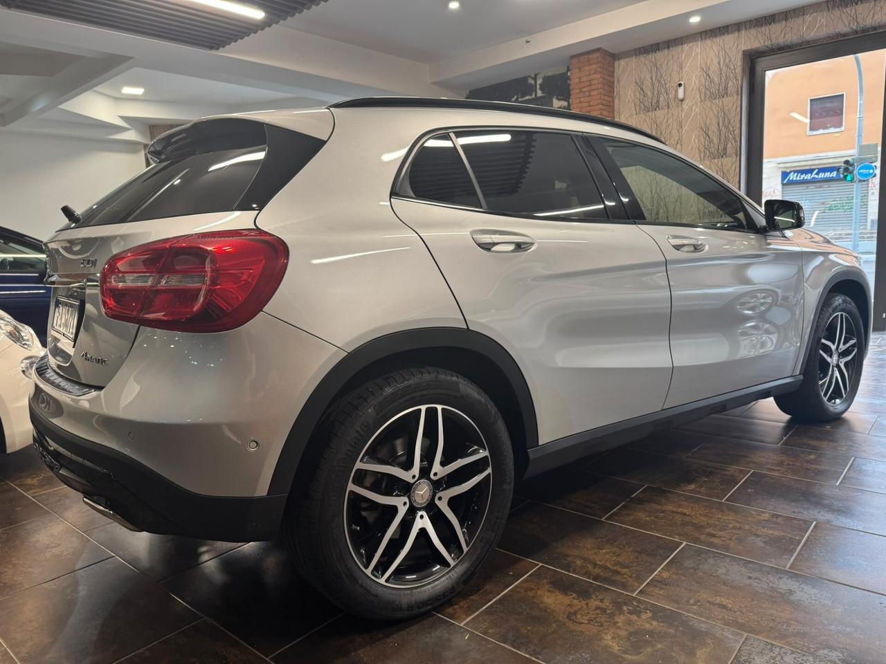 Mercedes-benz GLA 200 d Automatic 4Matic Premium