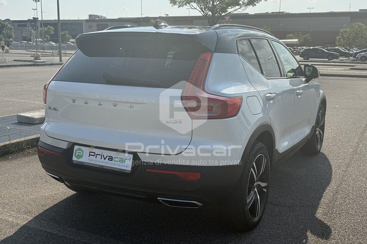 VOLVO XC40 D3 Geartronic R-design