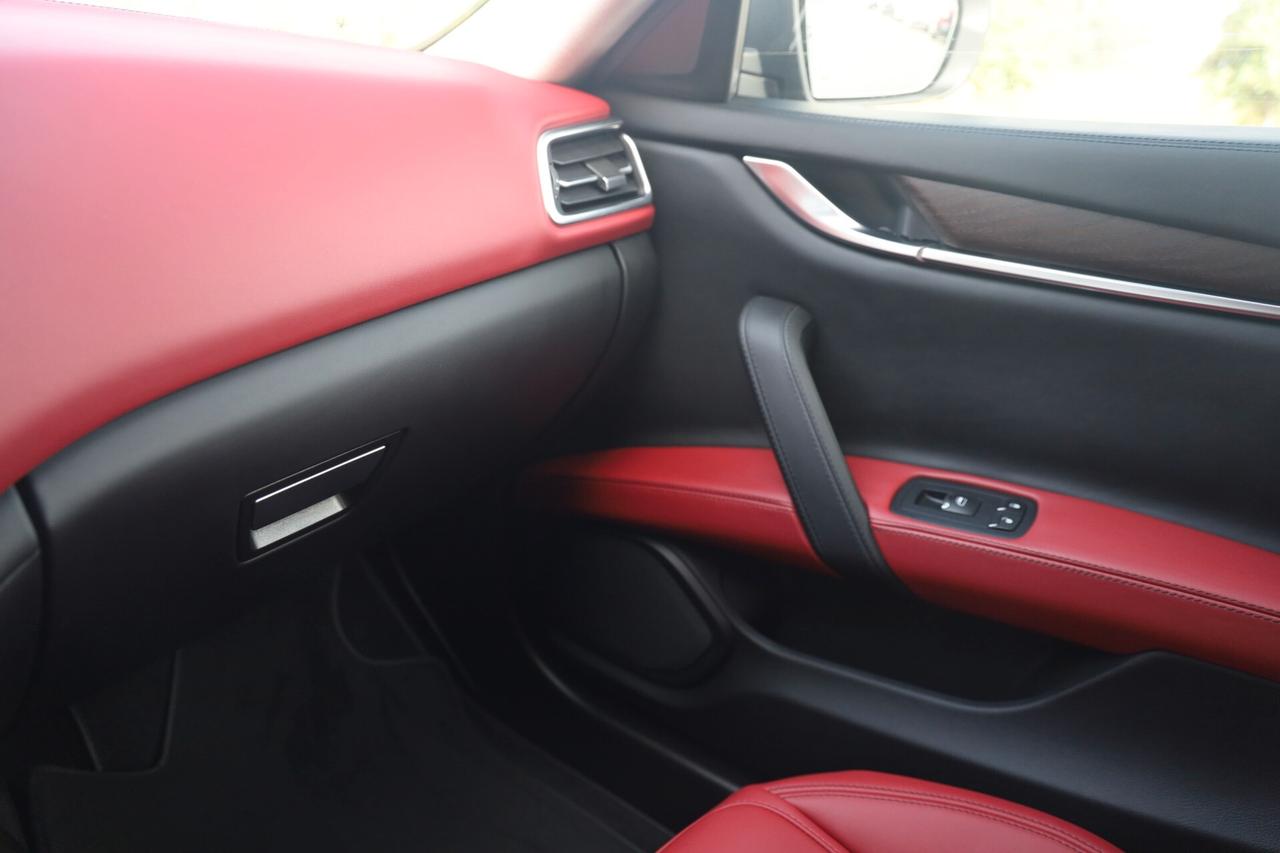 Maserati Ghibli V6