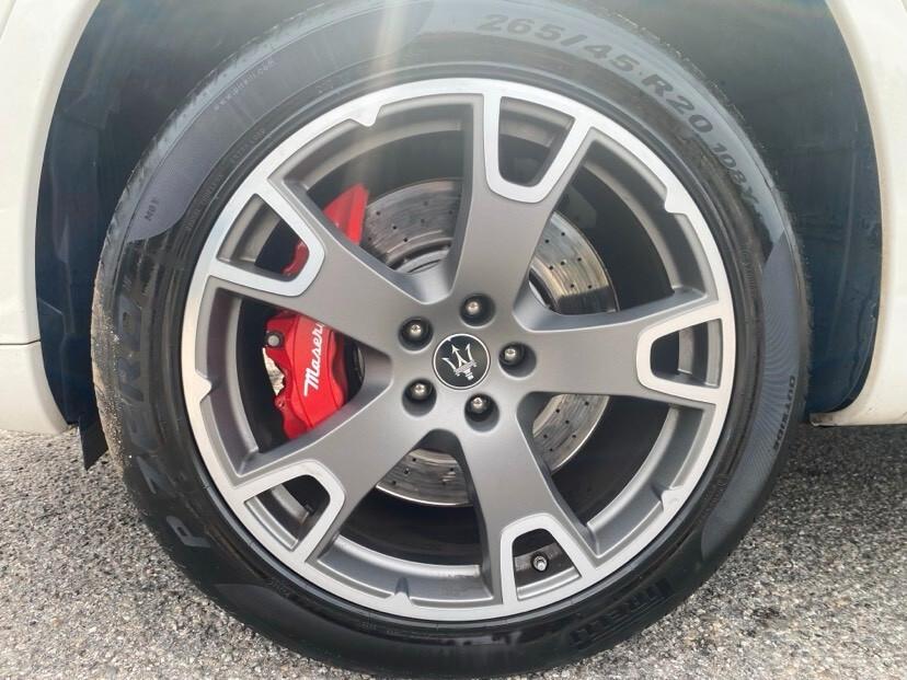 Maserati Levante V6 430 CV S Granlusso