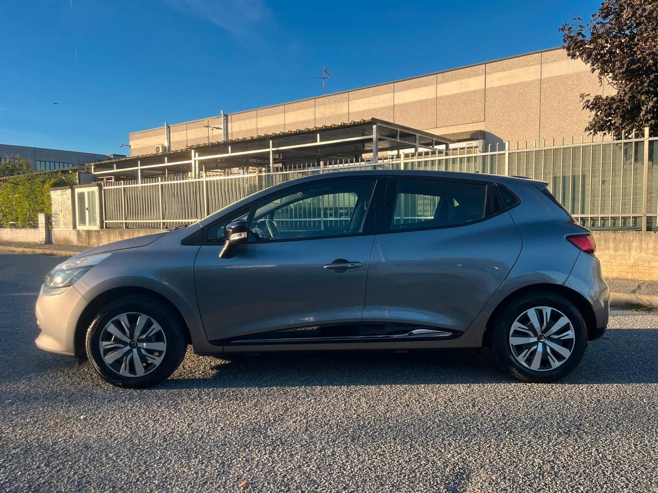 RENAULT CLIO 1.2 GPL X NEOPATENTATI