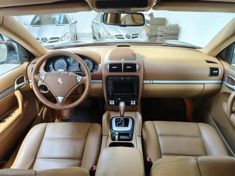 Porsche Cayenne 3.2 V6 cat !!! KM 140.000 !!! ASI in corso