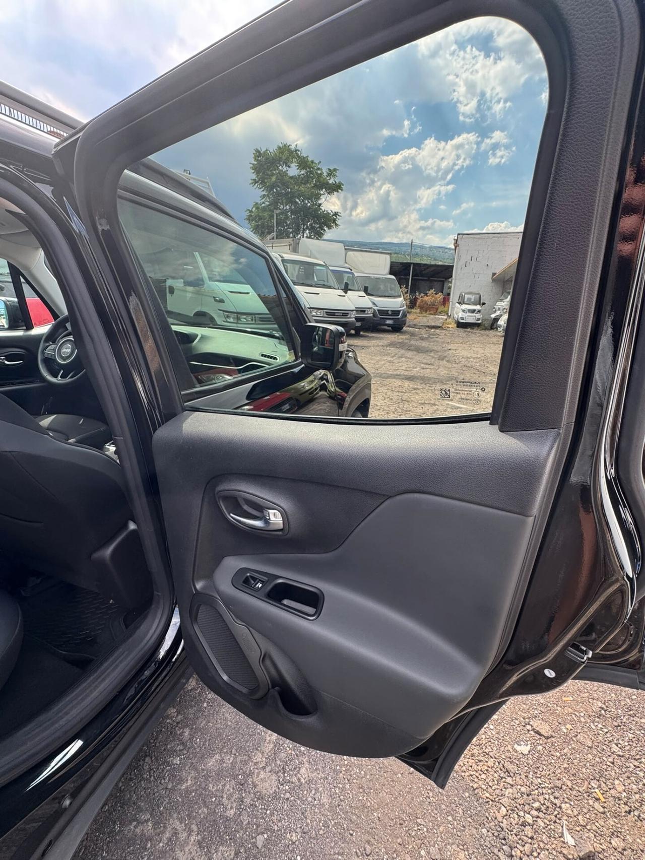 Jeep Renegade 1.6 Mjt 130 CV Limited total black