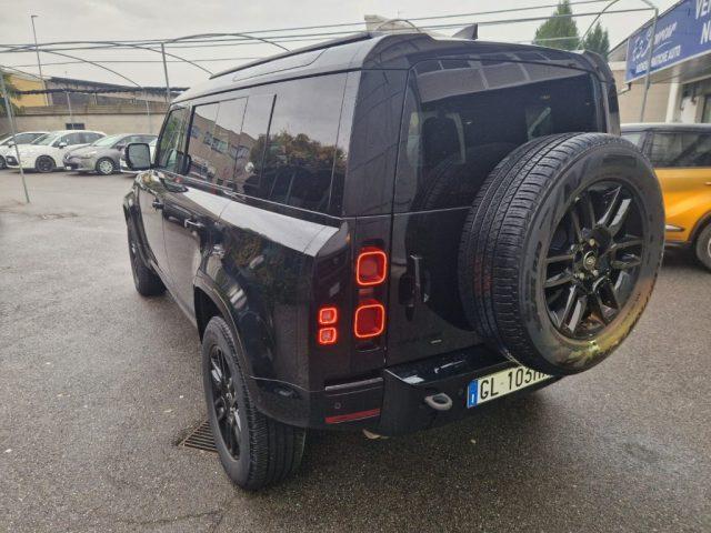 LAND ROVER Defender 110 3.0D I6 300 CV AWD X-Dynamic