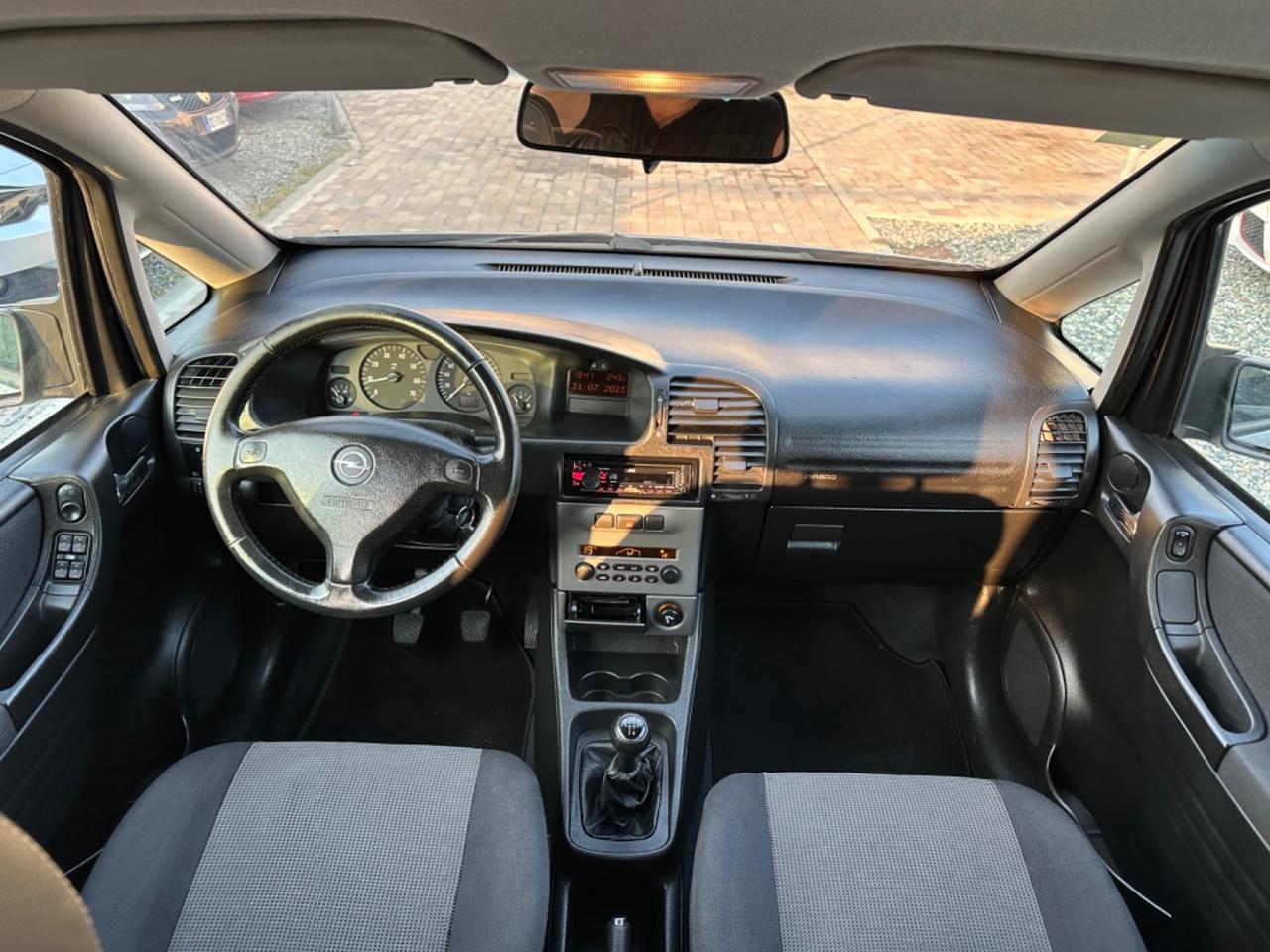 Opel Zafira 1.8 16V cat Fashion Line