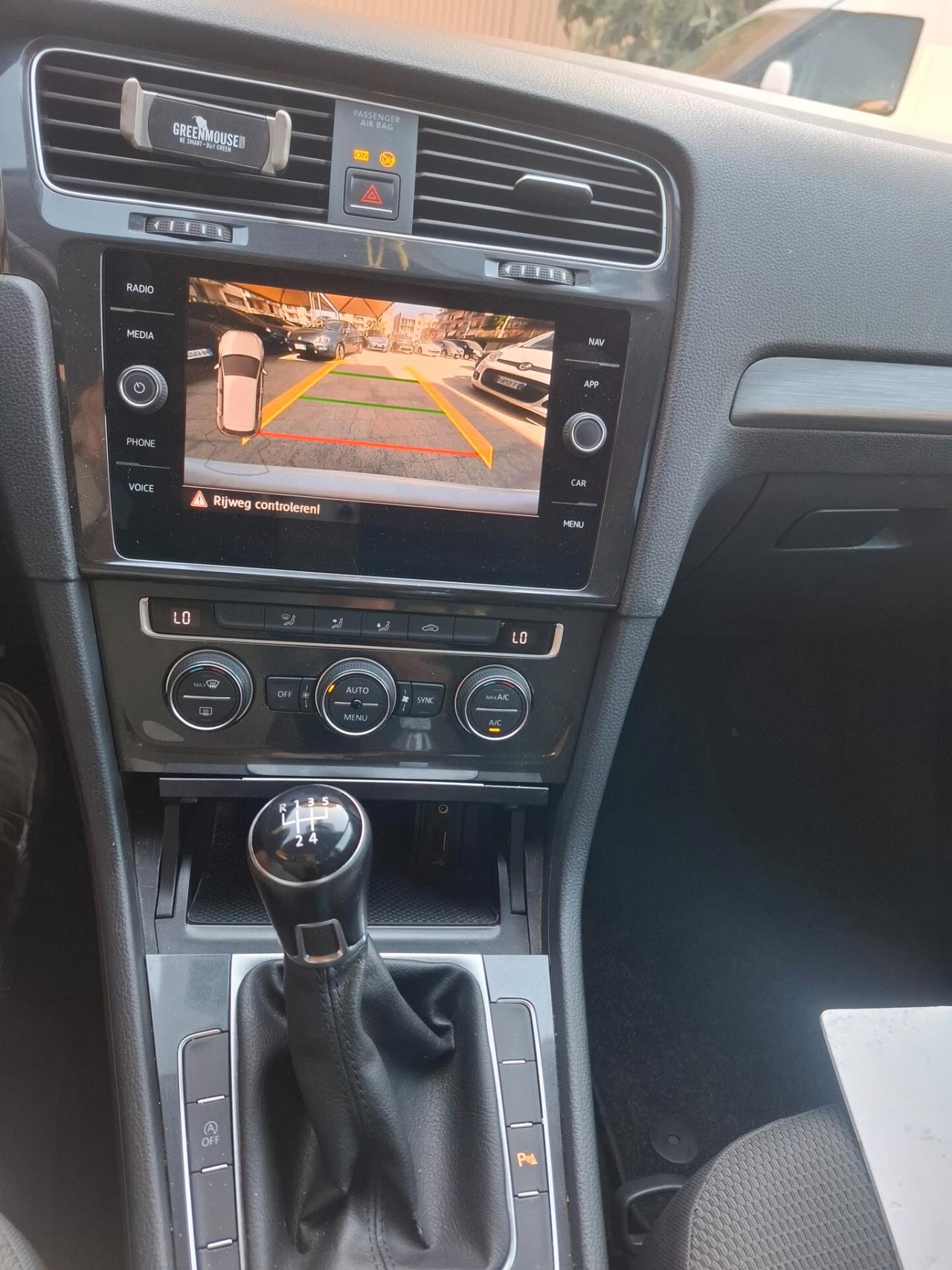 Volkswagen Golf - 1.6 TDI Comfort line