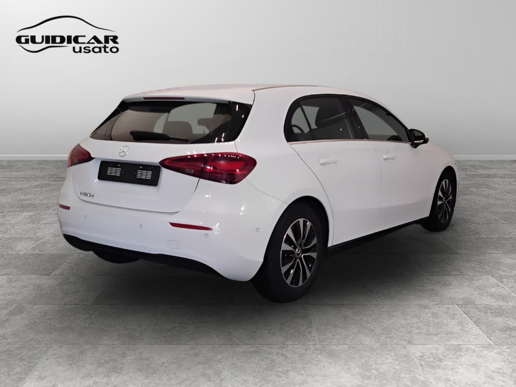 Mercedes-Benz Classe A - W177 2023 - A 180 d Advanced auto
