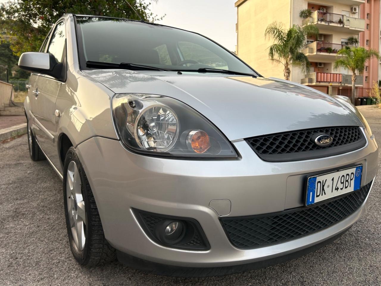 Ford Fiesta 1.4 TDCi ideale per neo patentati