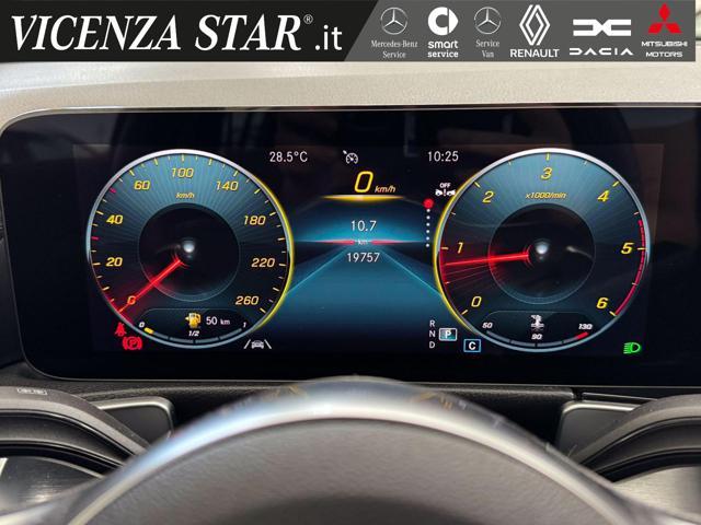 MERCEDES-BENZ GLB 180 d PREMIUM AMG
