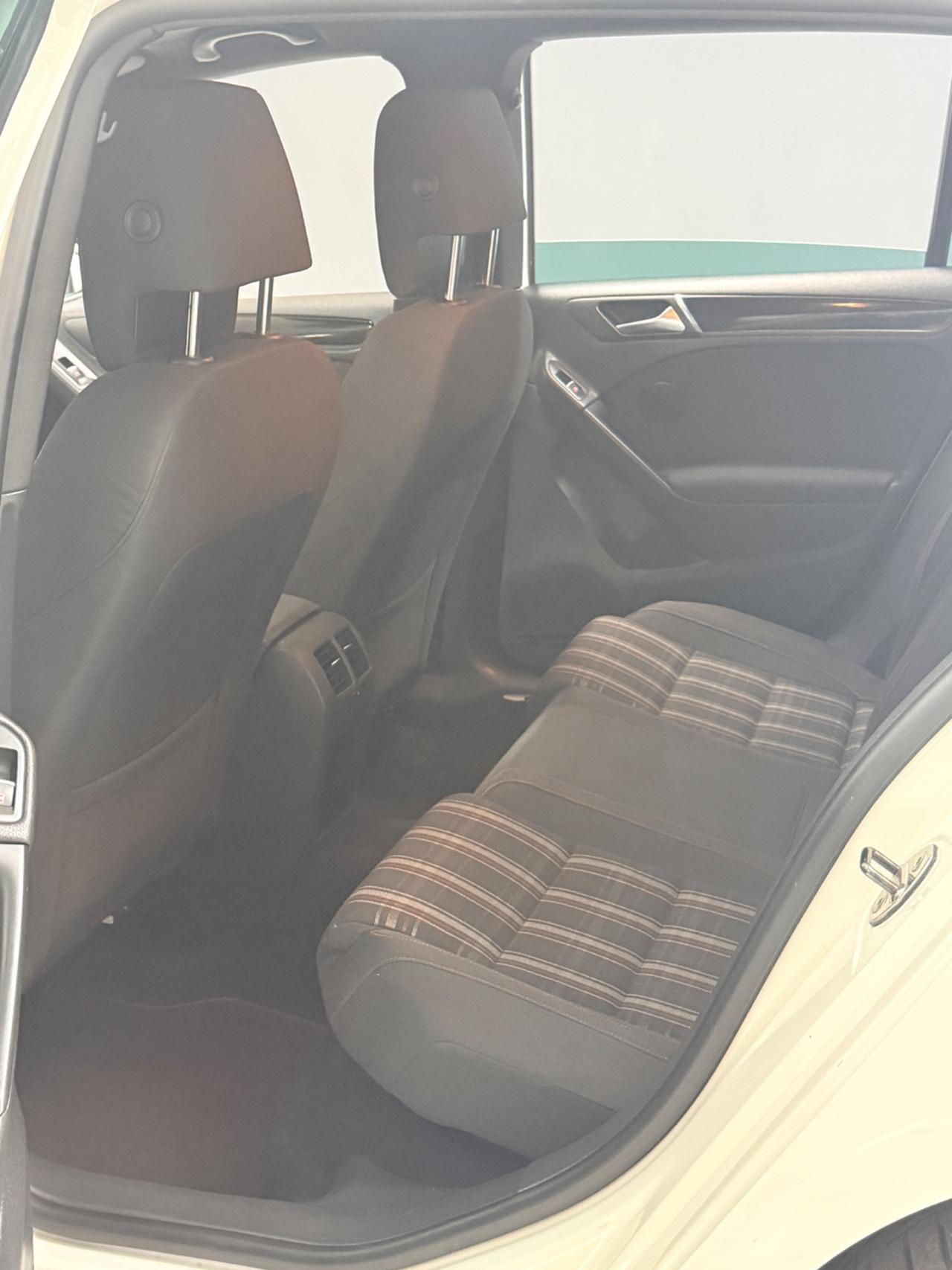 Volkswagen Golf GTI 2.0 TSI DSG 5p.