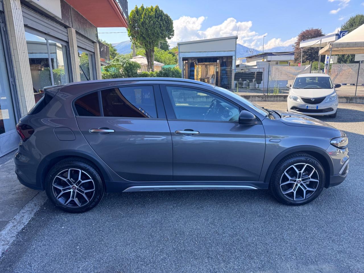 Fiat Tipo 1.0 5 porte Cross