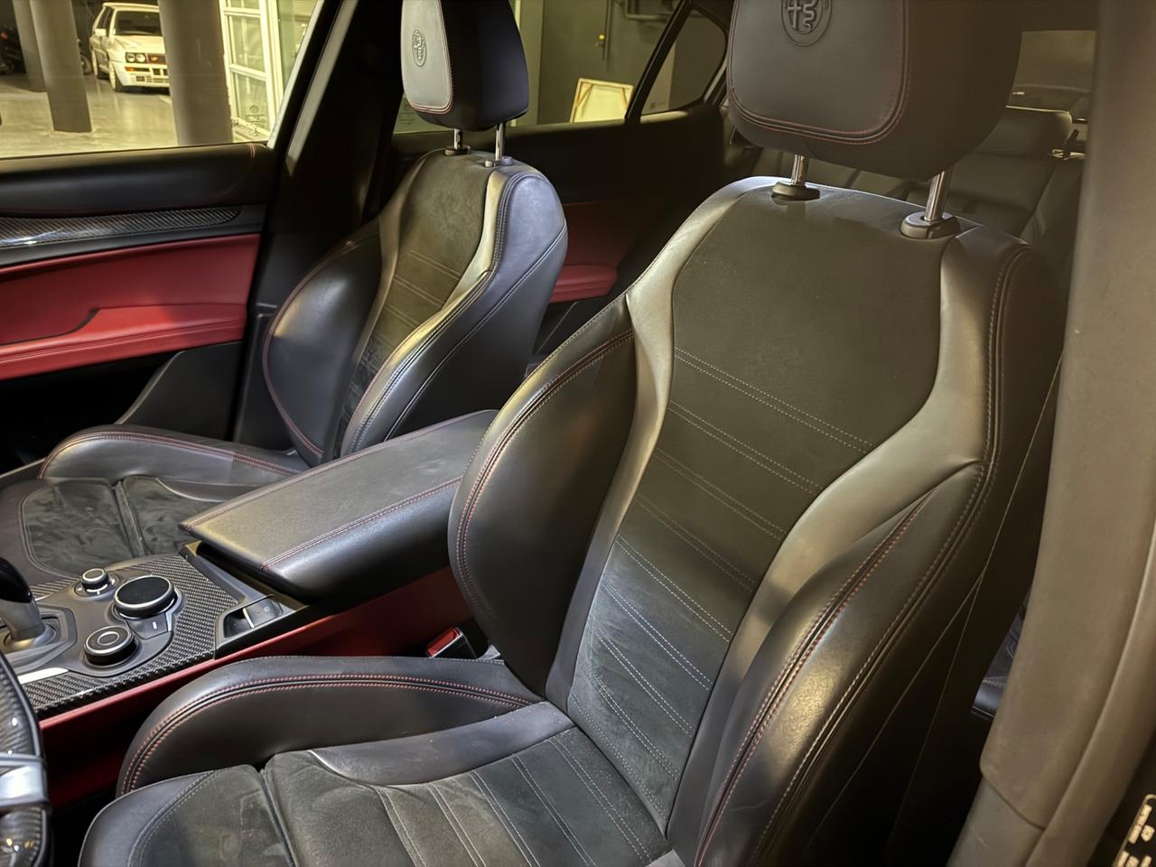 Alfa Romeo Stelvio 2.9 Bi-Turbo V6 510 CV AT8 Quadrifoglio