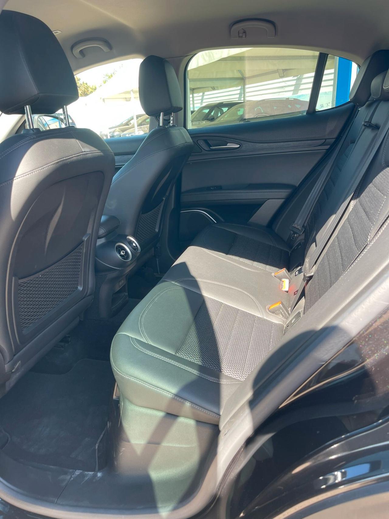 Alfa Romeo Stelvio 2.2 Turbodiesel 190 CV AT8 RWD Executive
