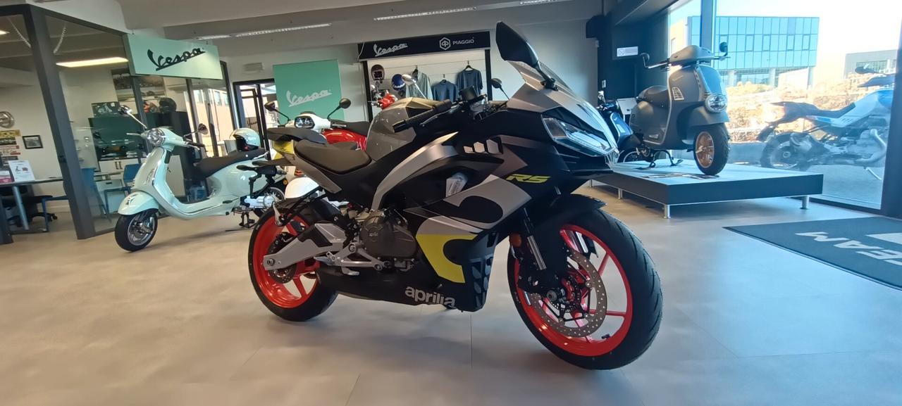 Aprilia RS 457 Arsenic Yellow