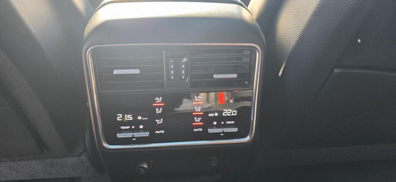 Porsche Cayenne Coupé 3.0 V6 TETTO