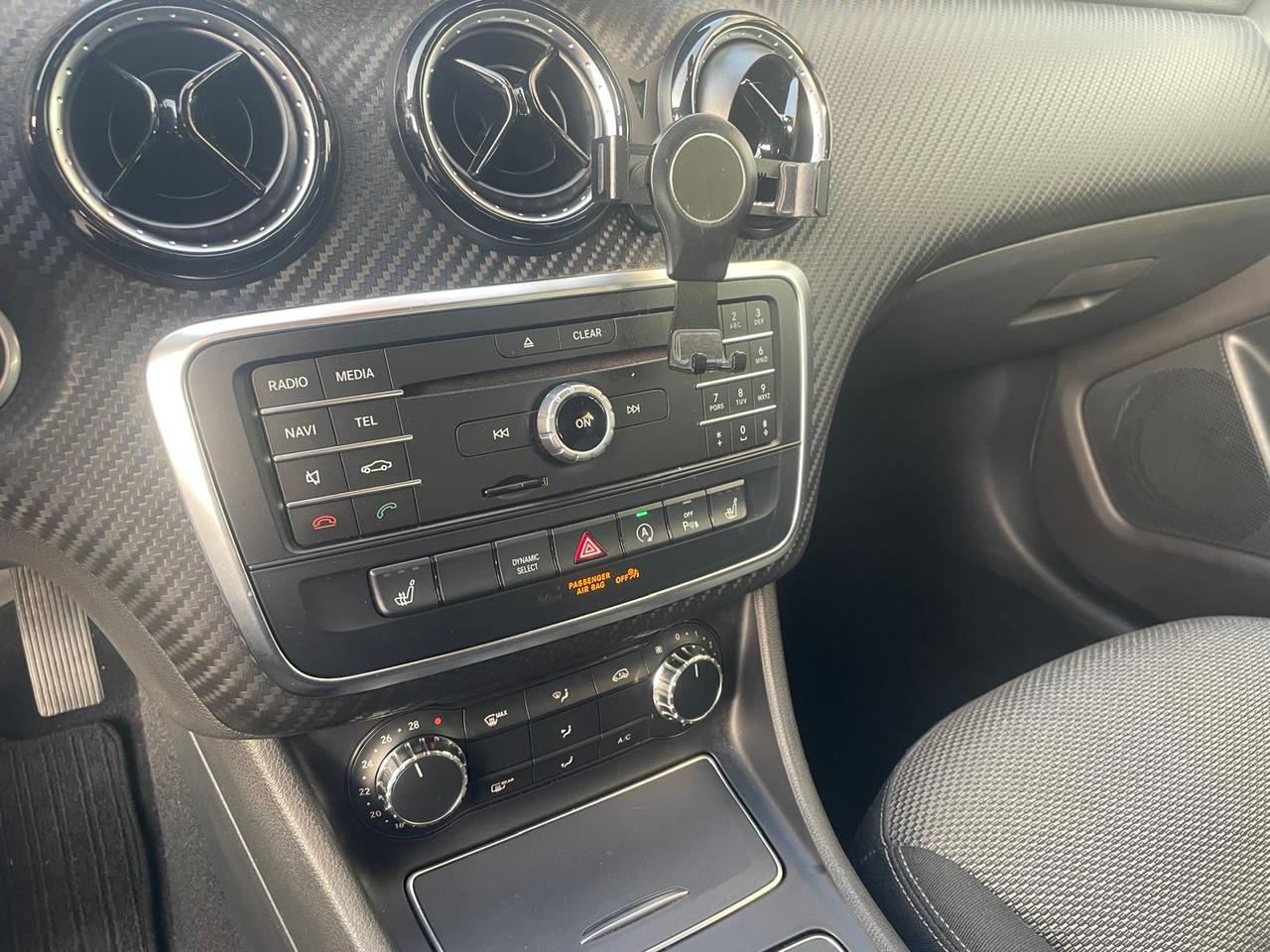 MERCEDES GLA 200 D AUTOMATIC EXECUTIVE