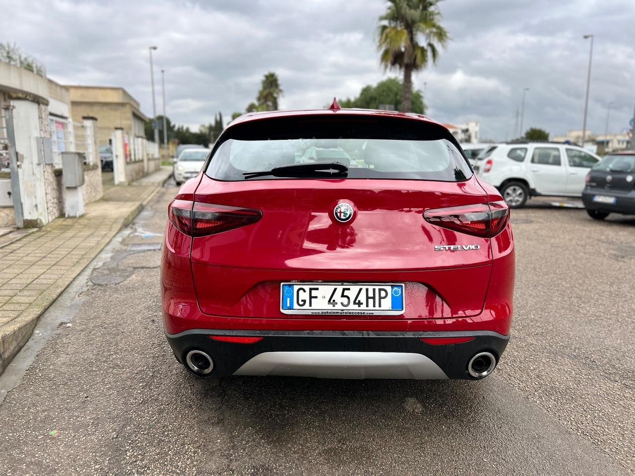 Alfa Romeo Stelvio 2.2 Turbodiesel 160 CV AT8 RWD Business