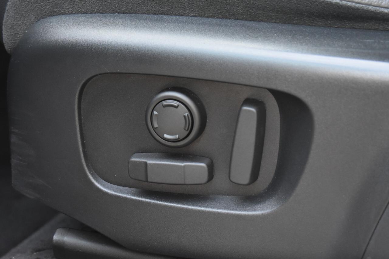 Land Rover Range Evoque 2.0D I4 180 CV AWD Auto First Edition