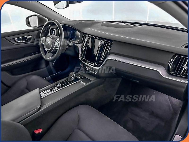 Volvo V60 V60 2.0 b3 Momentum Business Pro auto 8m my21
