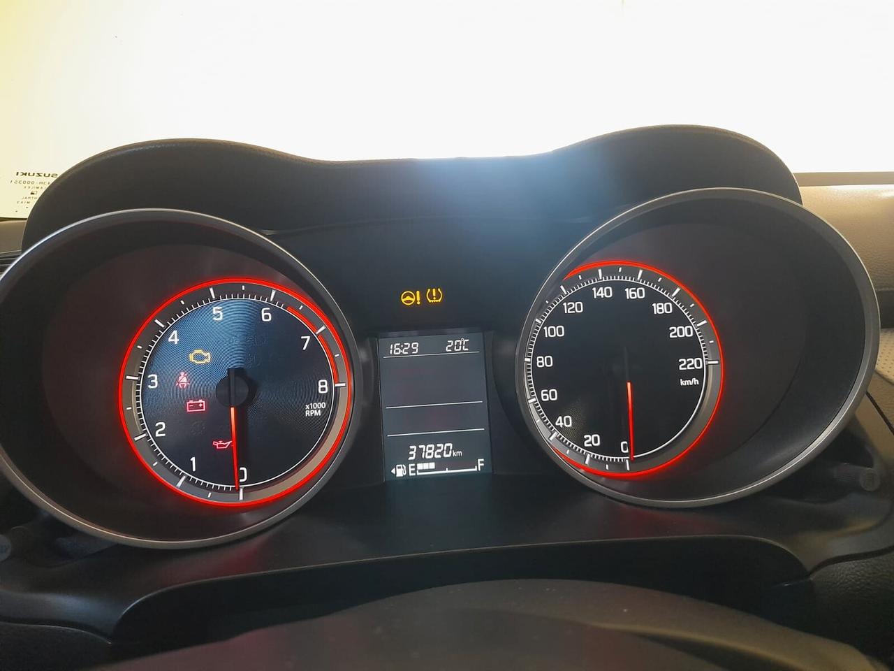 Suzuki Swift 4x4 1.2 Hybrid 4WD AllGrip Top