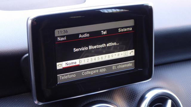 MERCEDES-BENZ A 180 Sport