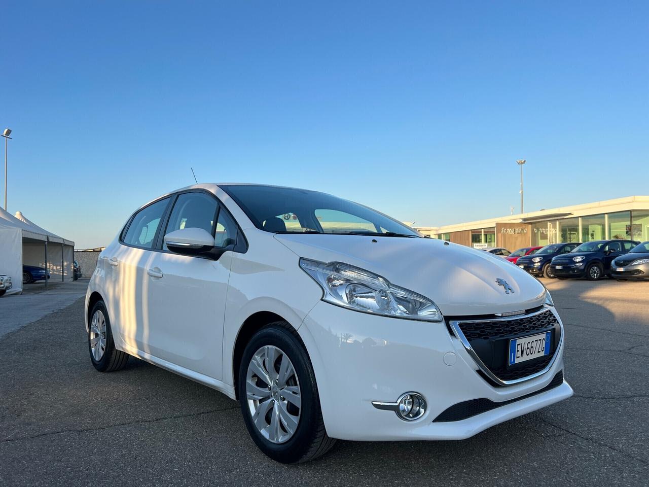 Peugeot 208 1.2 Benzina 82cv 5P. Allure - 2014